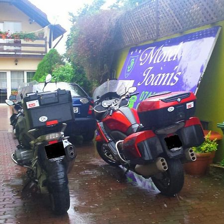 Motel Ioanis Mîndruloc 외부 사진