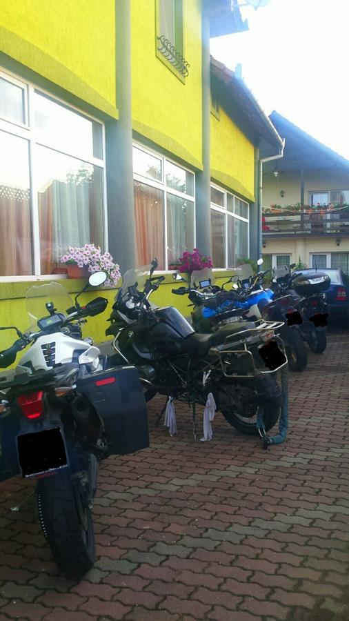 Motel Ioanis Mîndruloc 외부 사진